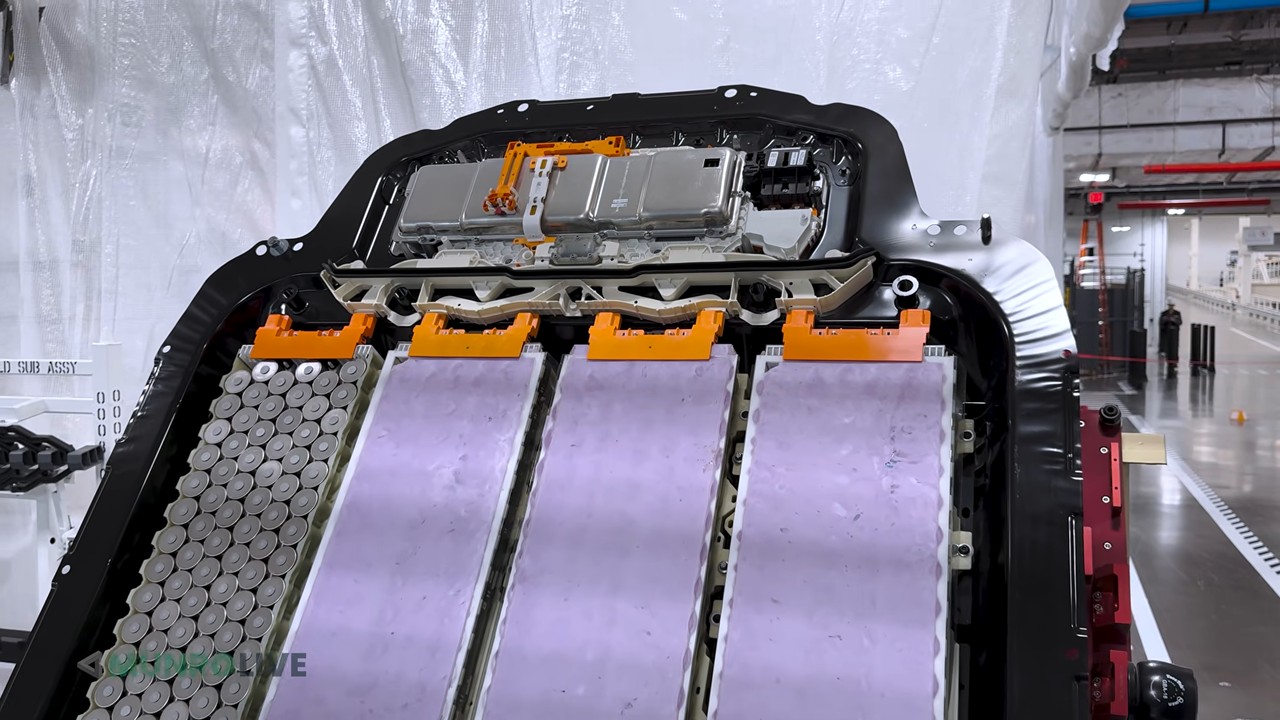 無線 BMS 電池管理電路板特寫